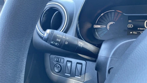 Dacia Spring Essential Electric 33kW (45CV)