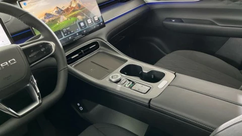 EBRO S800 1.5 TGDI PHEV Luxury E-CVT