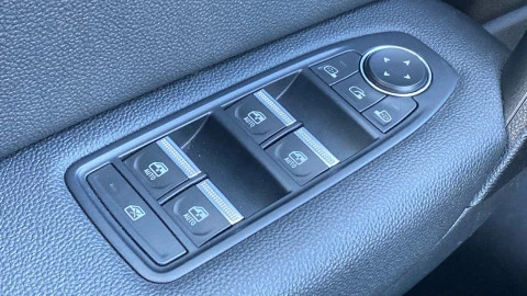 Renault Captur techno TCe 103 kW (140CV) EDC GPF