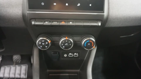 Renault Clio Evolution TCe 90 (67kw)