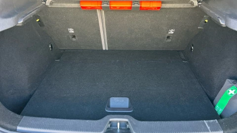 Volvo EX30 Single Motor Extended Range Plus Auto