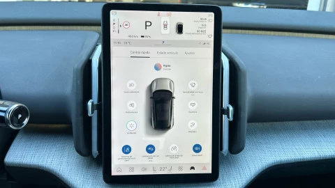 Volvo EX30 Single Motor Extended Range Plus Auto