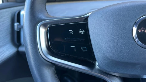 Volvo EX30 Single Motor Extended Range Plus Auto