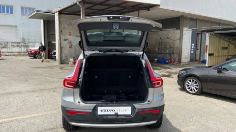 Volvo XC40 2.0 B3 G Core Auto