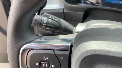 Volvo XC40 2.0 B3 G Core Auto