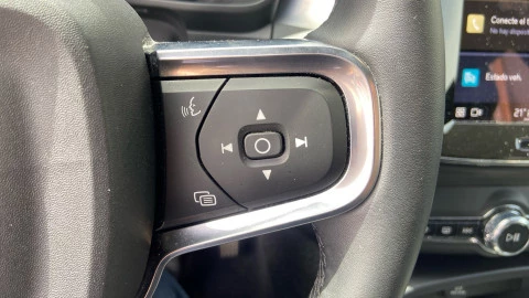 Volvo XC40 2.0 B3 G Core Auto
