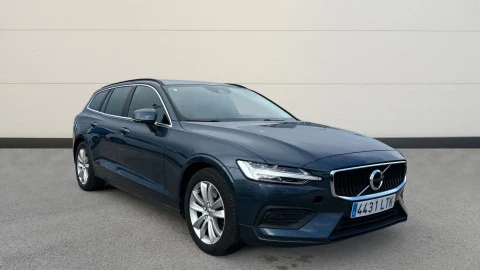 Volvo V60 2.0 B4 (G) Momentum Auto