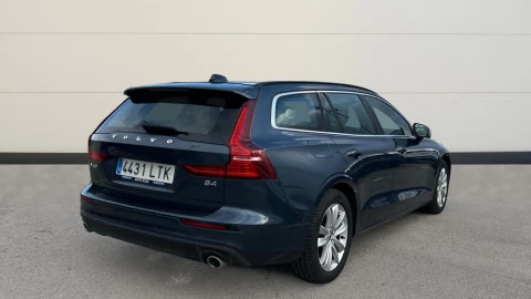 Volvo V60 2.0 B4 (G) Momentum Auto
