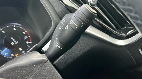 Volvo V60 2.0 B4 (G) Momentum Auto