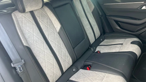 Peugeot 508 Hybrid 5P GT HYBRID 225 e-EAT8