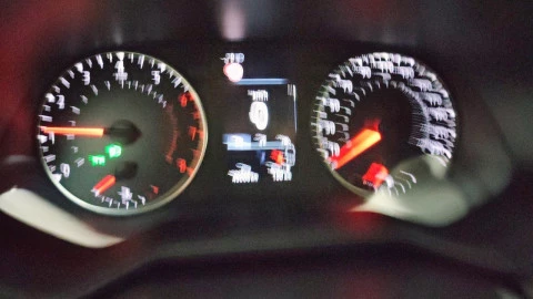 Renault Clio Authentic SCe 49 kW (67CV)