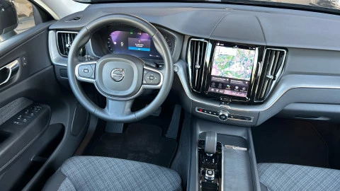 Volvo XC60 2.0 B4 D Core Auto
