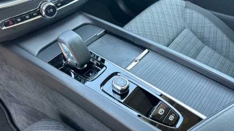 Volvo XC60 2.0 B4 D Core Auto