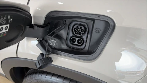 Jeep Avenger JEEP  BEV Summit 115KW 54Kwh