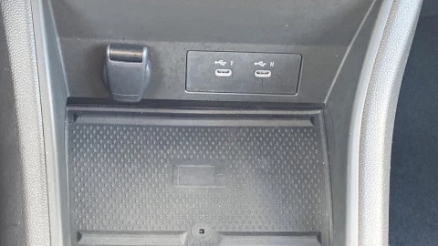 Renault Captur techno Eco-G 100cv (74 kW)