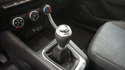 Renault Captur equilibre TCe 67kW (90CV)