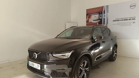 Volvo XC40 2.0 B3 G Plus Dark Auto