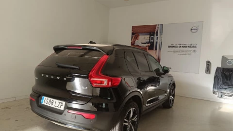 Volvo XC40 2.0 B3 G Plus Dark Auto