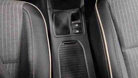 Renault Clio Techno TCe 90 (67kw)