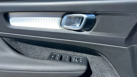 Volvo XC40 2.0 D3 Business Plus