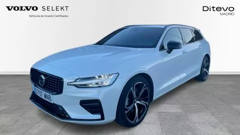 Volvo V60 B4 D Plus Dark Auto 145 kW (197 CV) Volvo V60 B4 D Plus Dark Auto 145 kW (197 CV)