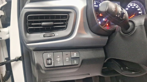 Kia Rio 1.0 T-GDi 74kW (100CV) MHEV iMT Concept
