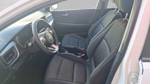 Kia Rio 1.0 T-GDi 74kW (100CV) MHEV iMT Concept