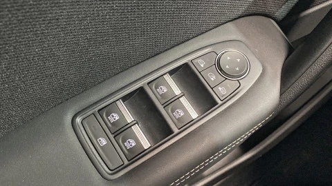 Renault Symbioz Iconic E-Tech full hybr 105kW (145CV)