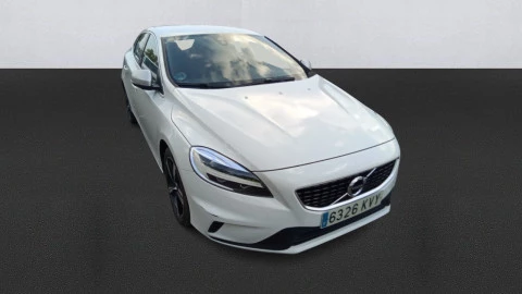 Volvo V40 2.0 D3 R-Design Momentum Auto