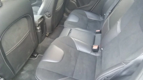 Volvo V40 2.0 D3 R-Design Momentum Auto