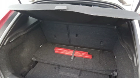 Volvo V40 2.0 D3 R-Design Momentum Auto