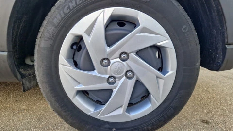 Hyundai Bayon 1.2 MPI Klass