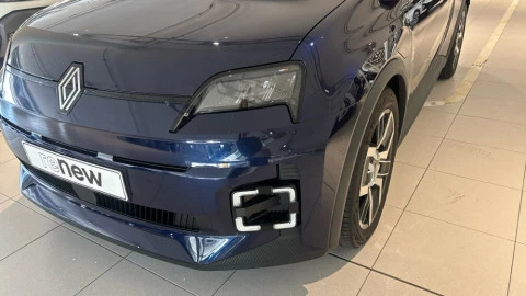 Renault 5 E-Tech 150 Comfort Range Techno
