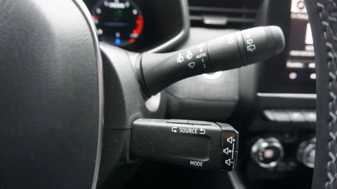 Renault Clio Techno TCe 90 (67kw)