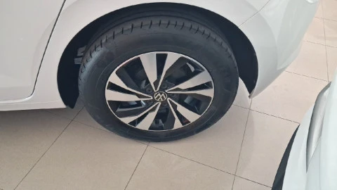Volkswagen Polo Advance 1.0 TSI 70kW (95CV)