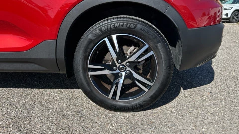 Volvo XC40 2.0 B3 G Plus Dark Auto