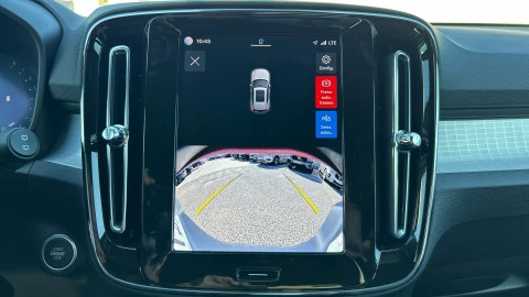 Volvo XC40 2.0 B3 G Plus Dark Auto