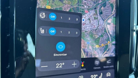 Volvo XC40 2.0 B3 G Plus Dark Auto