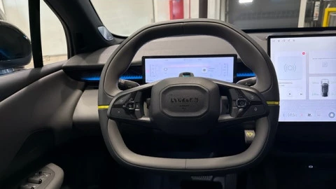 Lynk & Co 02 BEV 66kWh More 200 kW (272 CV)