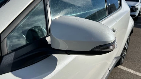 Toyota C-HR 1.8 125H Advance