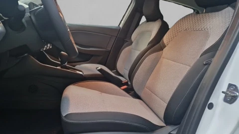 Renault Clio Evolution full hybrid E-Tech 145 (103Kw)