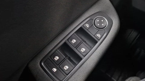 Renault Clio Evolution full hybrid E-Tech 145 (103Kw)