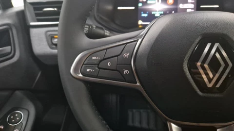 Renault Clio Evolution full hybrid E-Tech 145 (103Kw)