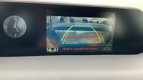 Lexus UX 2.0 250h Business