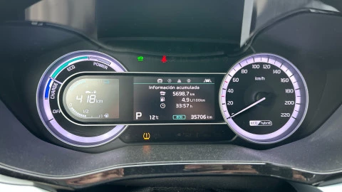Kia Niro 1.6 GDi HEV 104kW (141CV) Drive
