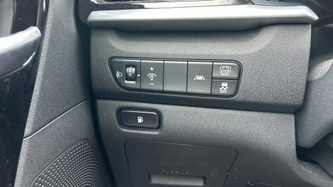 Kia Niro 1.6 GDi HEV 104kW (141CV) Drive