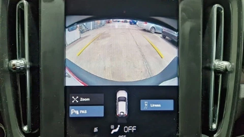 Volvo XC40 1.5 T2 Essential Auto