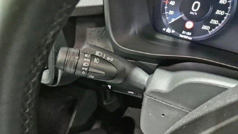 Volvo XC40 1.5 T2 Essential Auto