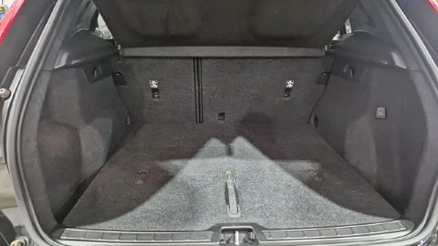 Volvo XC40 1.5 T2 Essential Auto