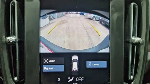 Volvo XC40 1.5 T2 Essential Auto